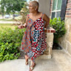 Meet your Posher, Sarauniya ammina